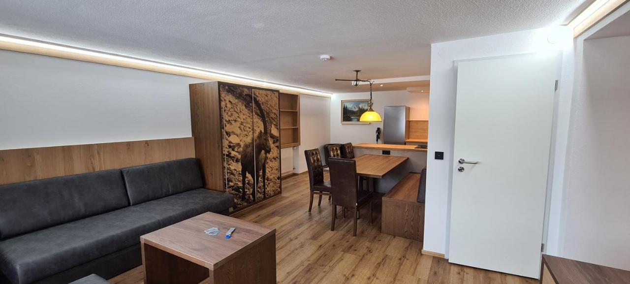 Haus Haberstock Apartment Riezlern Bagian luar foto